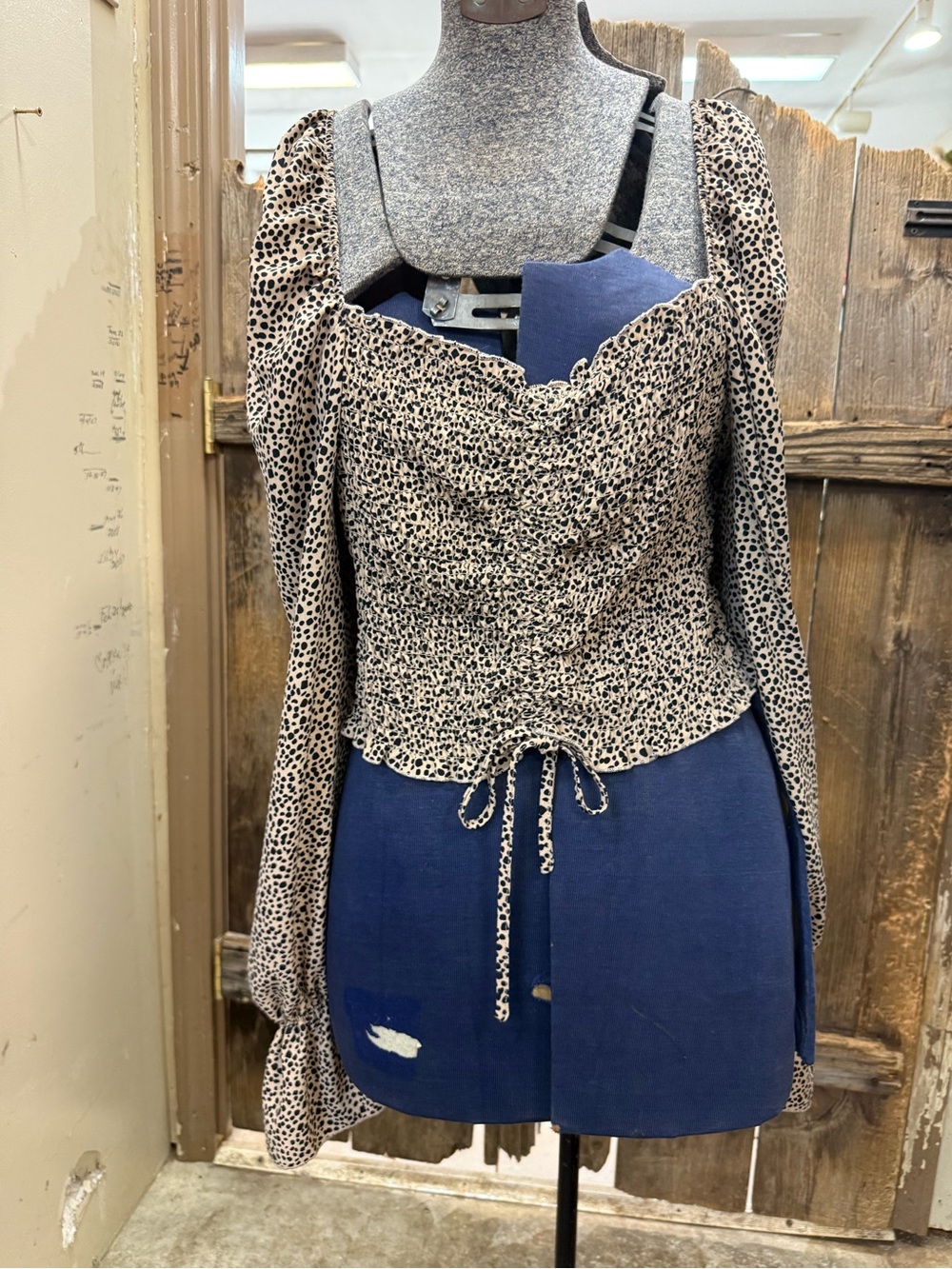 Rue21 Beige and Black Printed Cinch-Front Crop Top